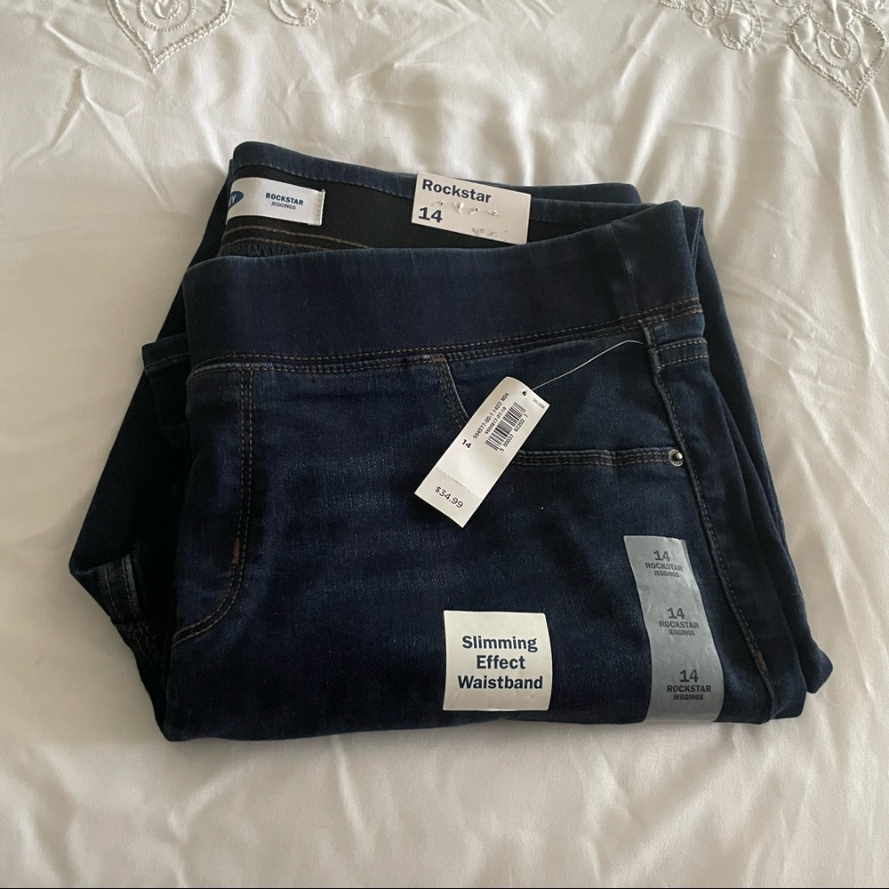 Old Navy Size 14 Rockstar Jeggings Slimming Waistband NWT